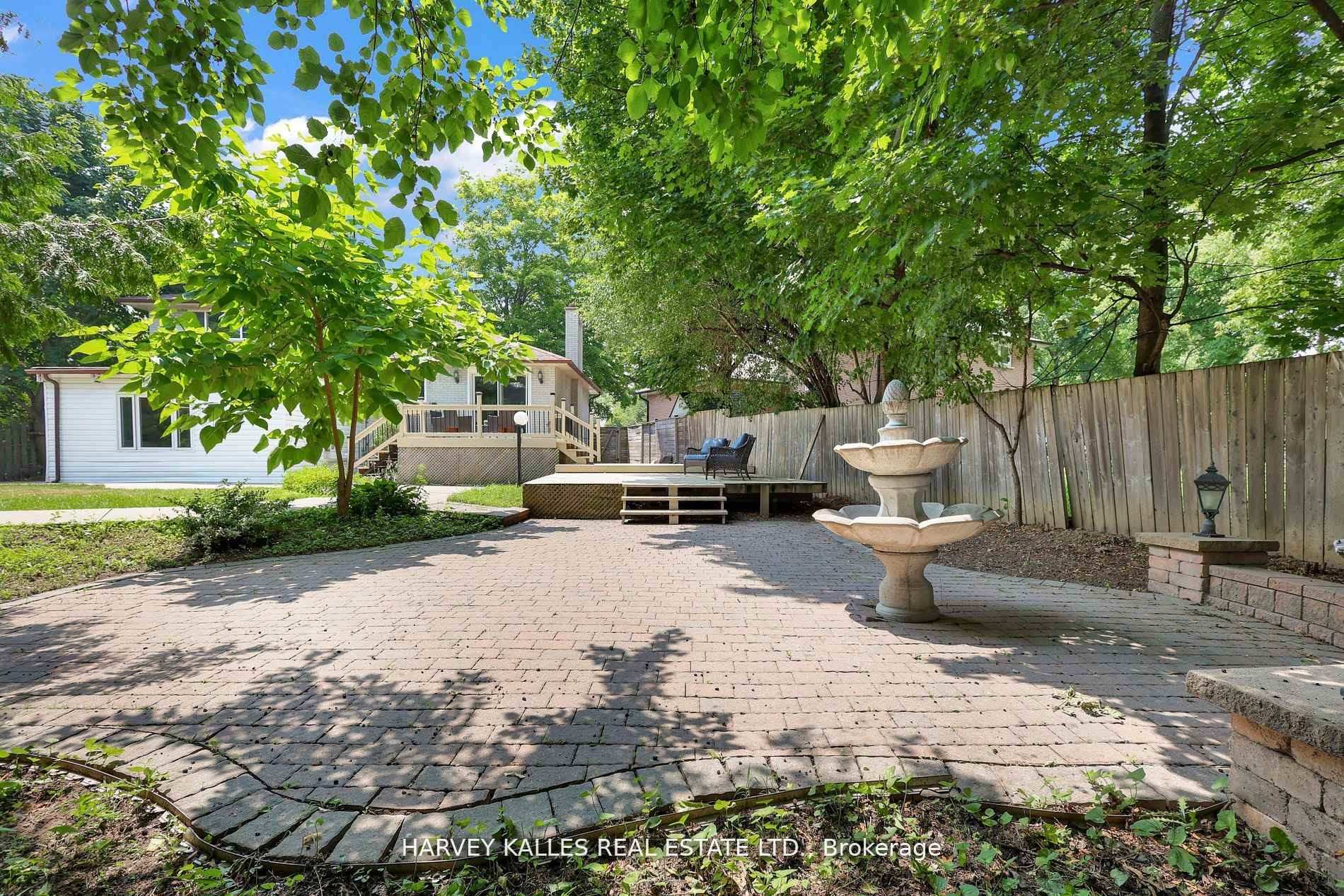 16 Wedgeport Place, Toronto
