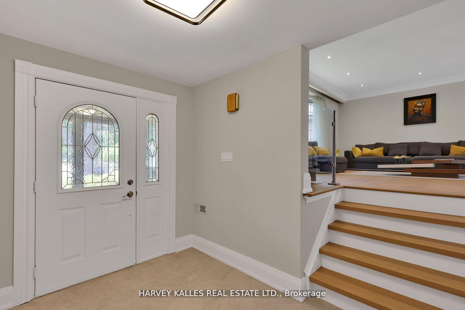 16 Wedgeport Place, Toronto