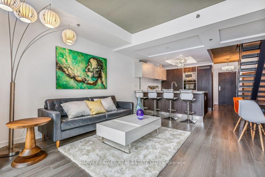 220 George Street 702, Toronto Unit: 702