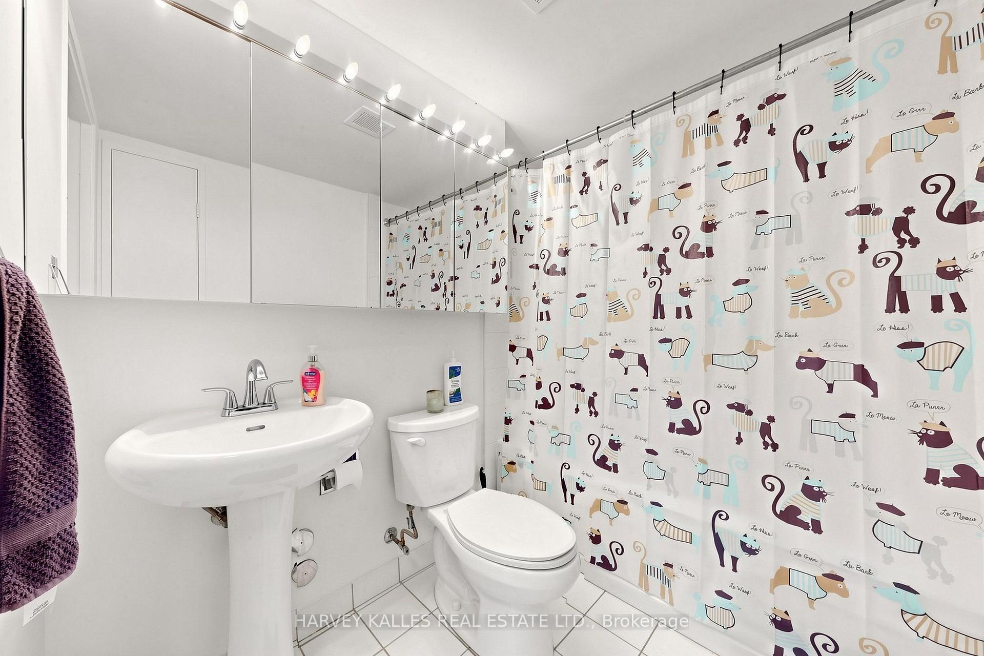1055 Bay Street 408, Toronto Unit: 408