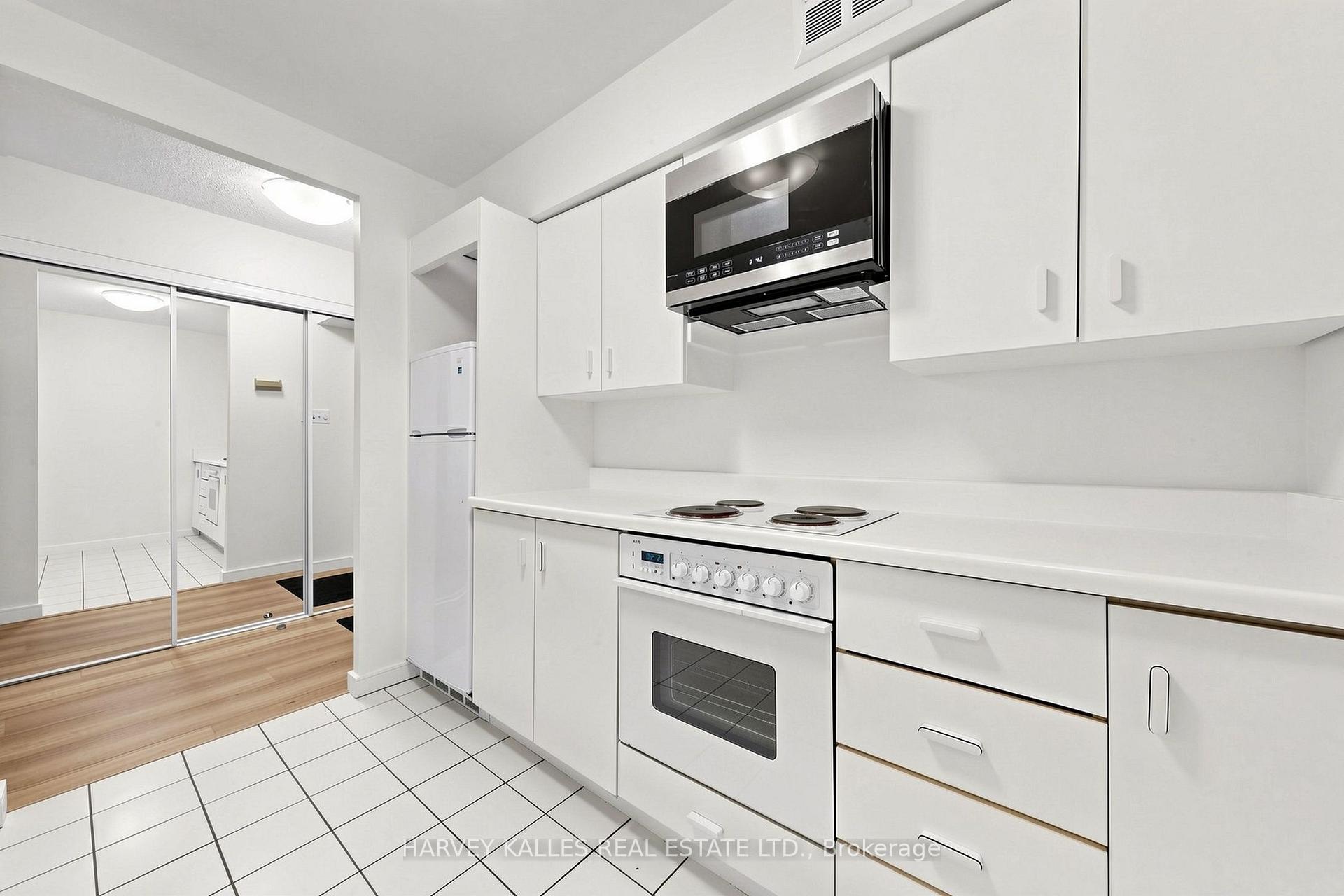 1055 Bay Street 408, Toronto Unit: 408