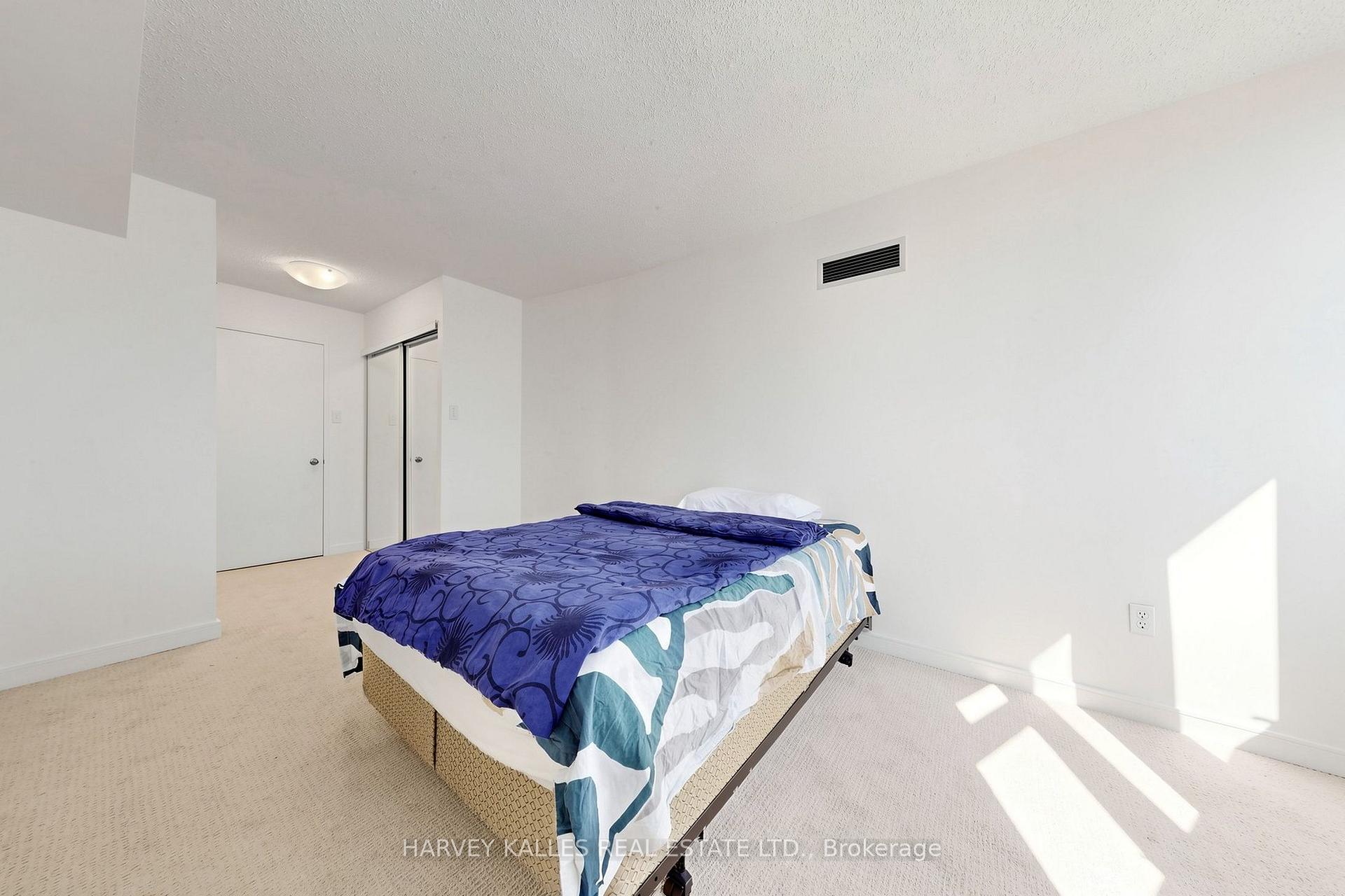 1055 Bay Street 408, Toronto Unit: 408