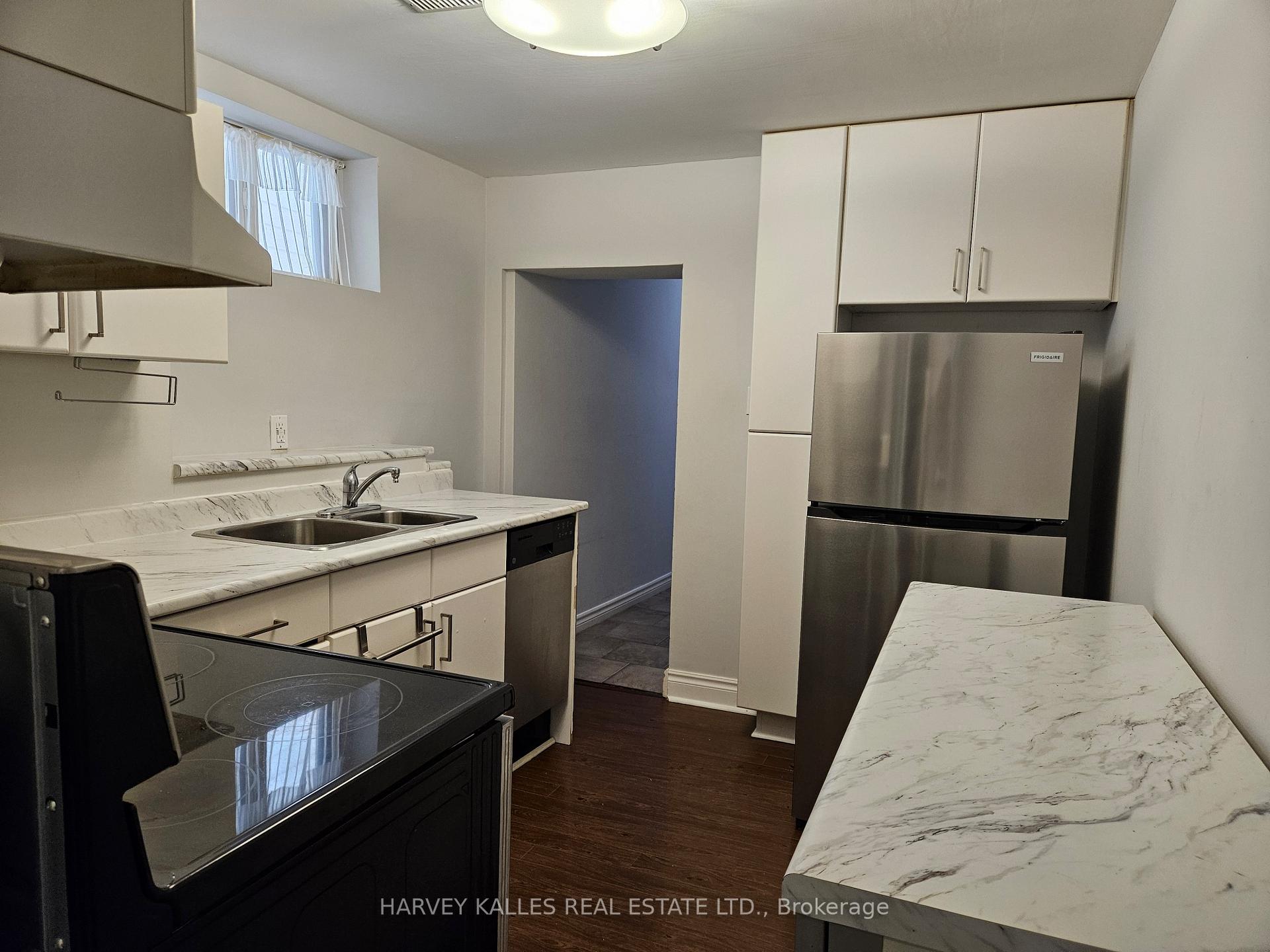 85 Lanark Avenue Lower, Toronto Unit: Lower