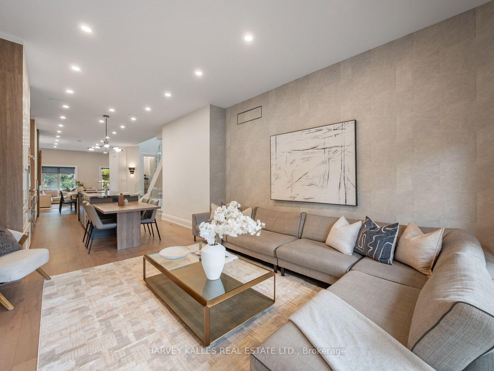 381 Glenholme Avenue, Toronto