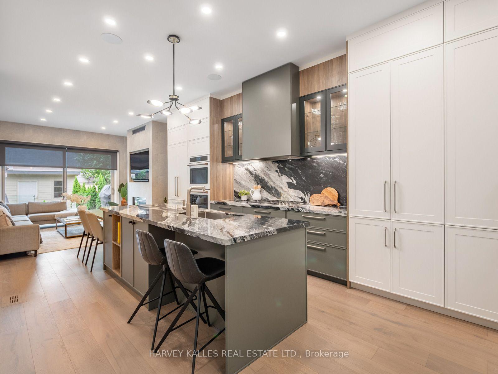 381 Glenholme Avenue, Toronto