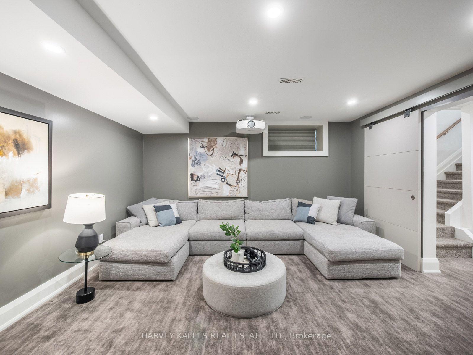 381 Glenholme Avenue, Toronto