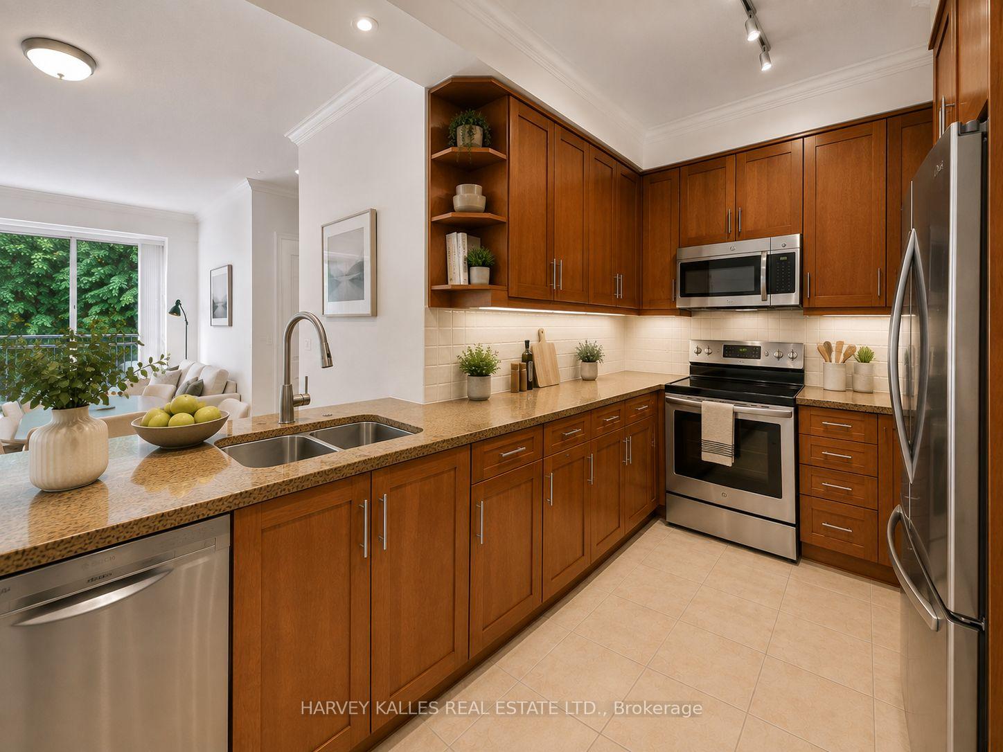 38 William Carson Crescent 810, Toronto Unit: 810