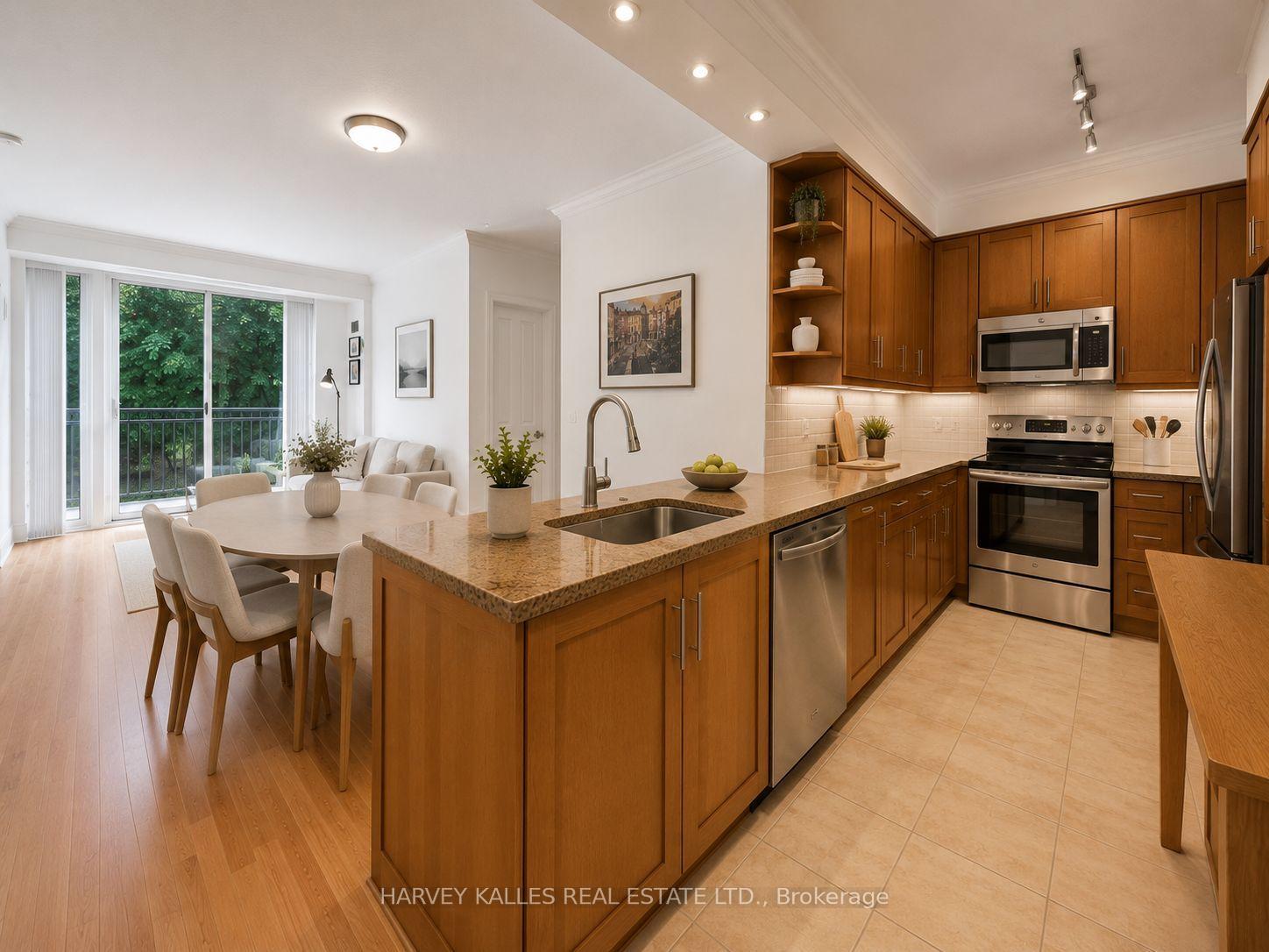 38 William Carson Crescent 810, Toronto Unit: 810