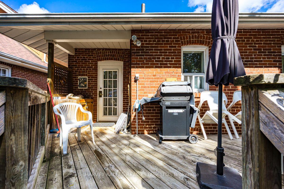 109 Old Orchard Grove, Toronto