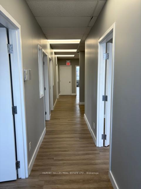 170 The Donway West 215, Toronto Unit: 215