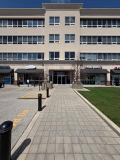 170 The Donway West 215, Toronto Unit: 215