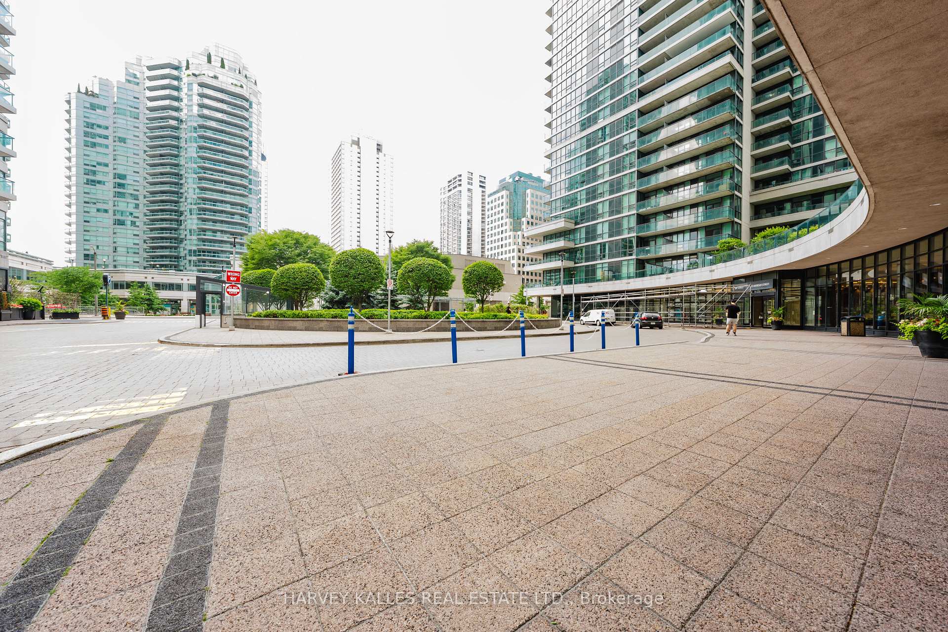 16 Yonge Street 3211, Toronto Unit: 3211