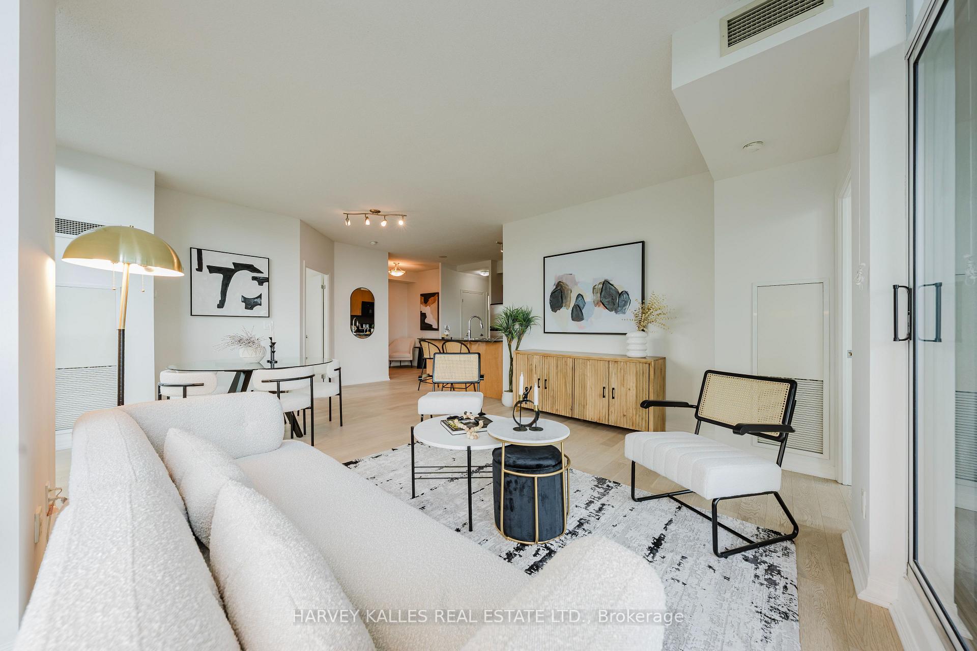 16 Yonge Street 3211, Toronto Unit: 3211