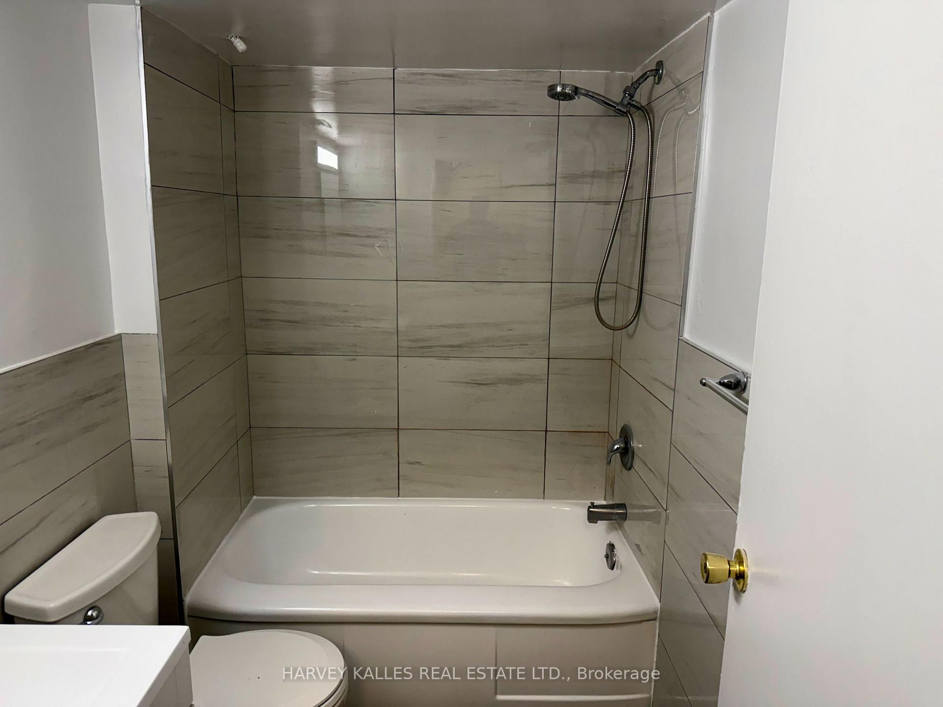1582 Bathurst Street B1, Toronto Unit: B1