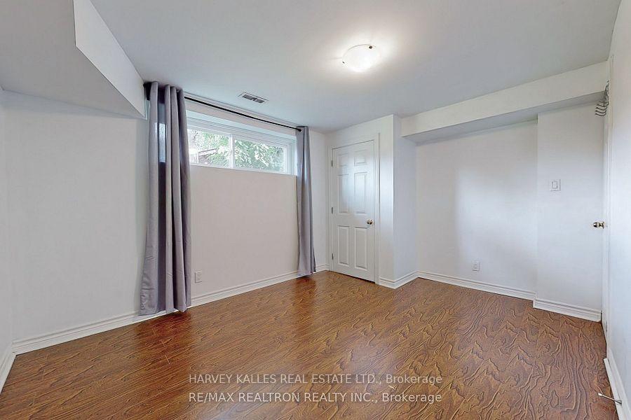 142 Combe Avenue Lower, Toronto Unit: Lower