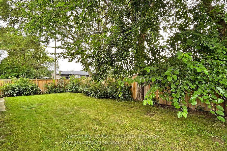 142 Combe Avenue Lower, Toronto Unit: Lower