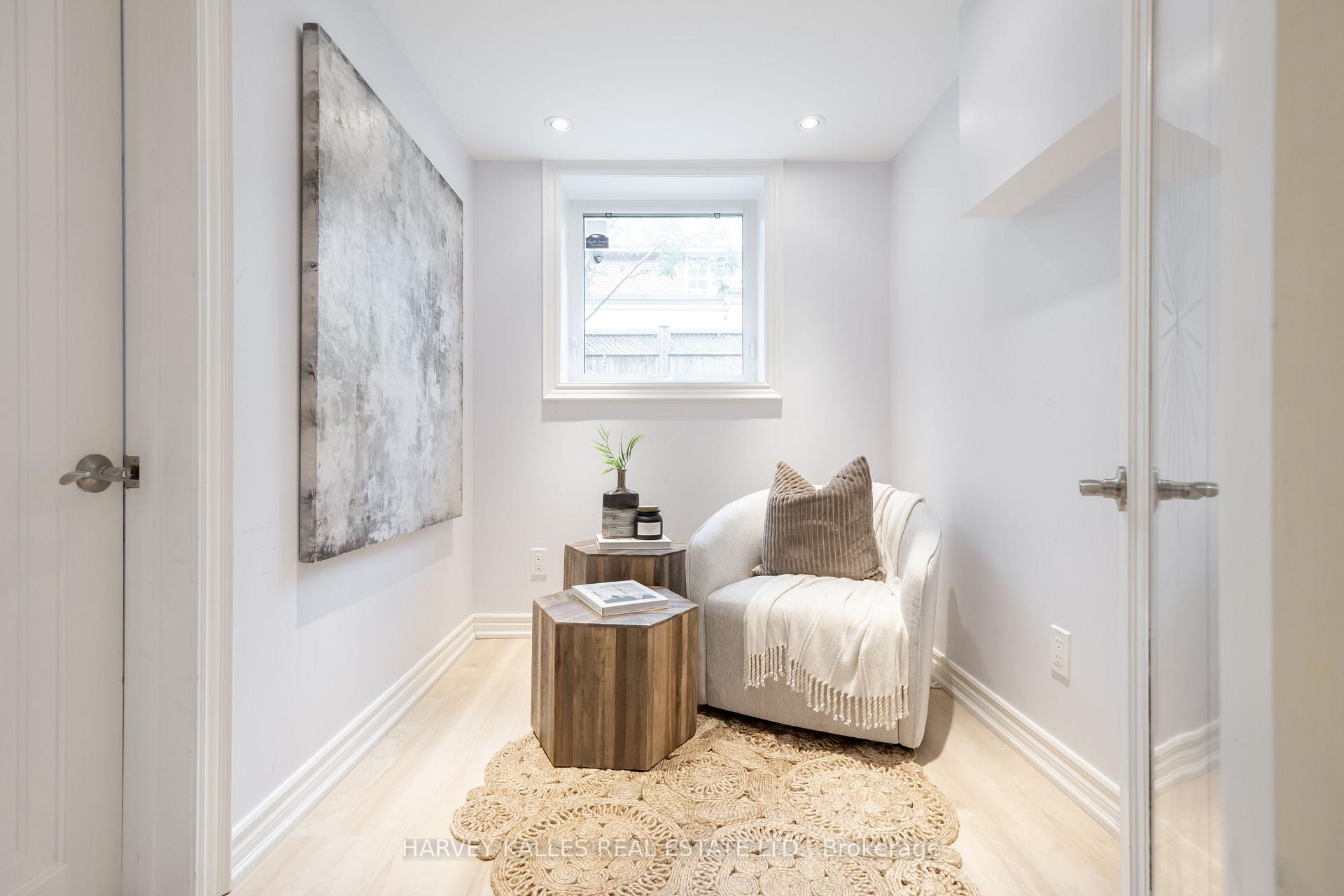 6 Browside Avenue, Toronto