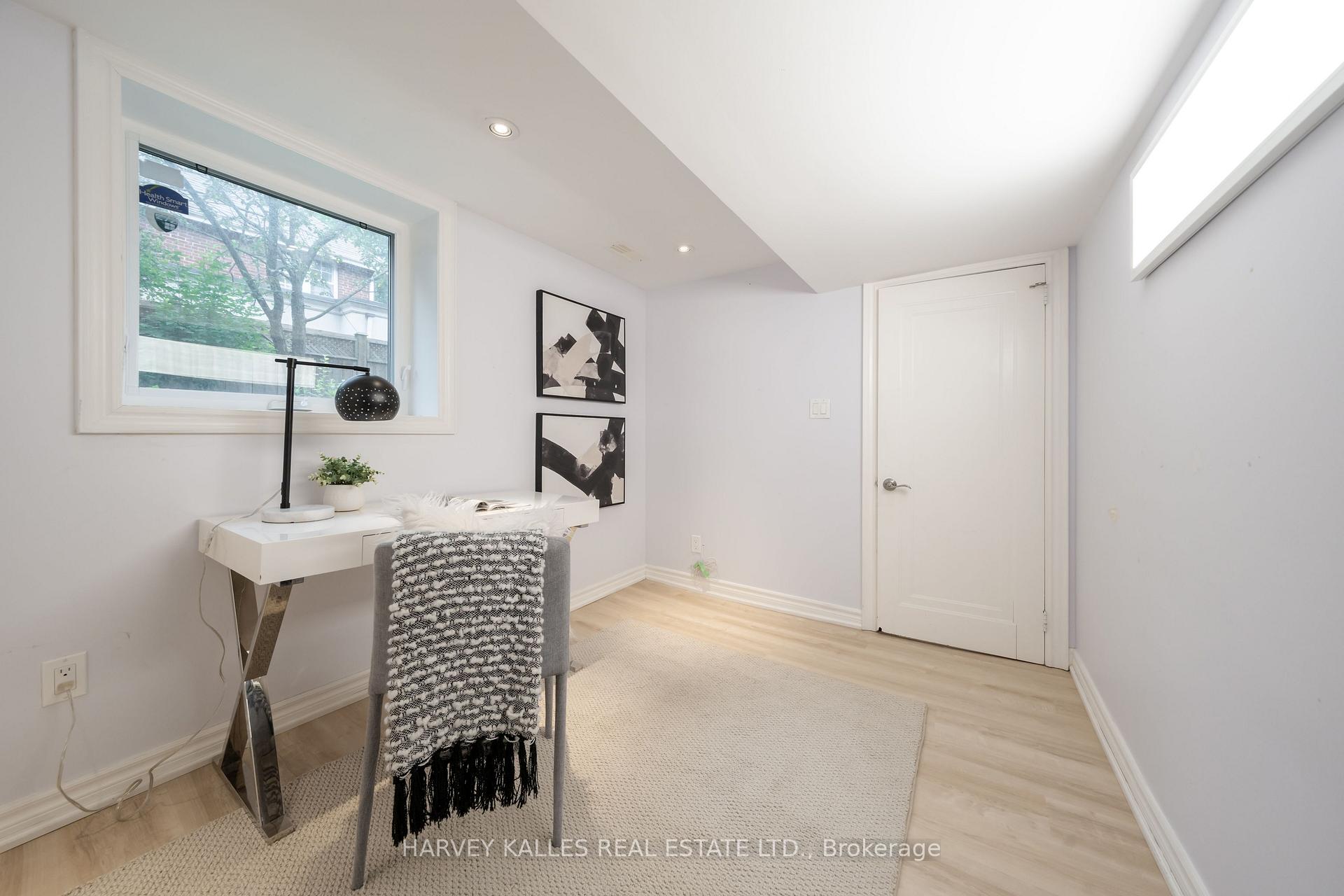 6 Browside Avenue, Toronto