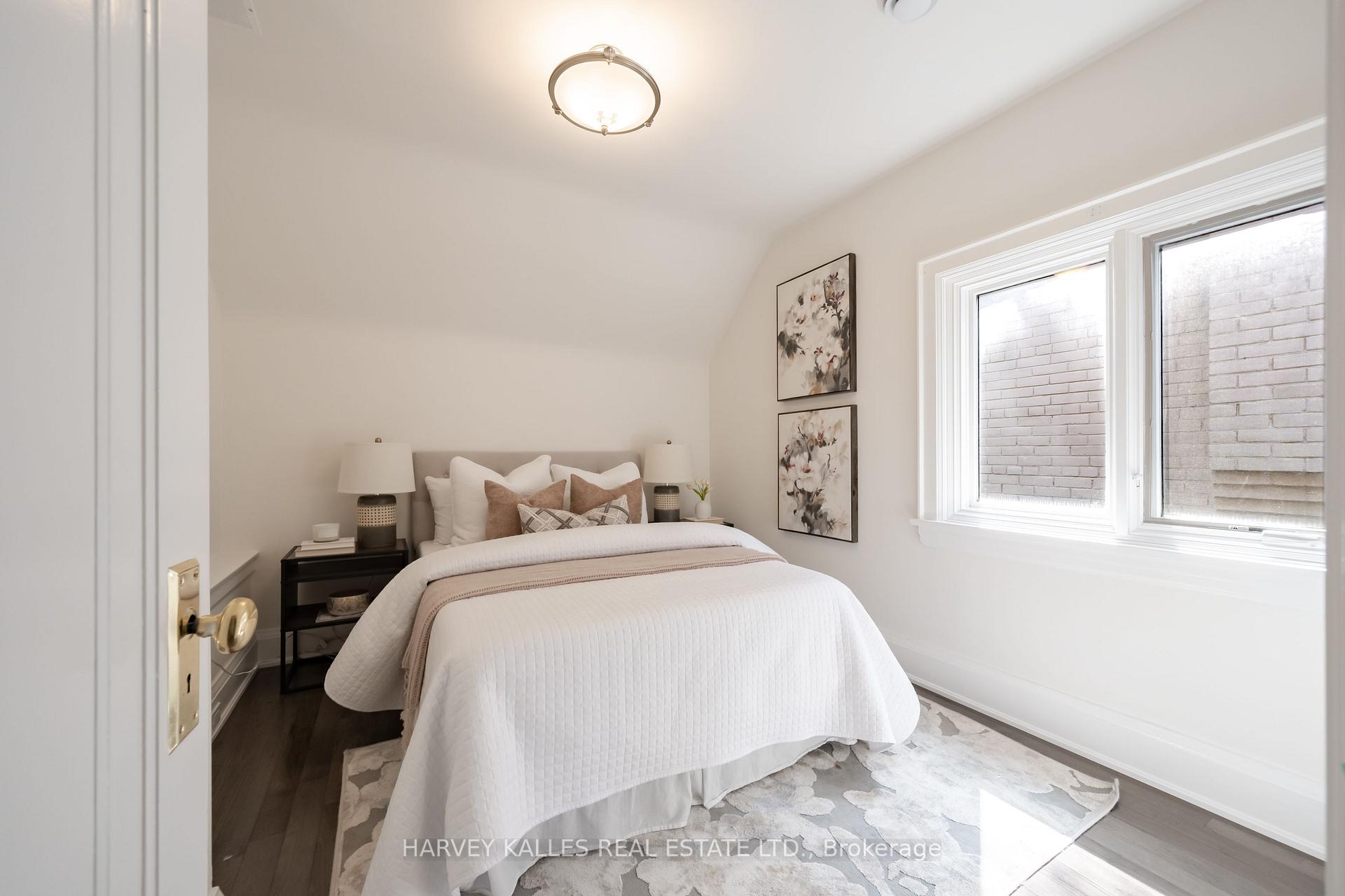 6 Browside Avenue, Toronto