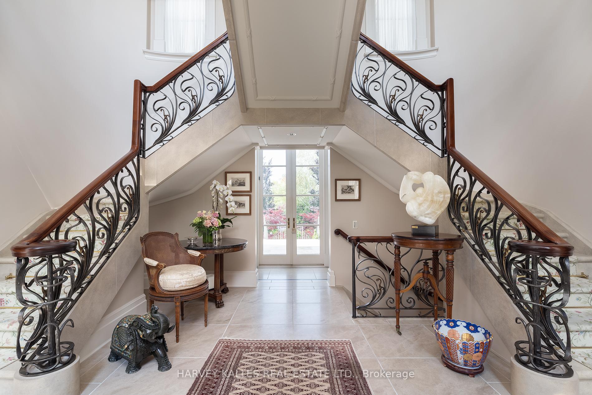 173 Dunvegan Road, Toronto