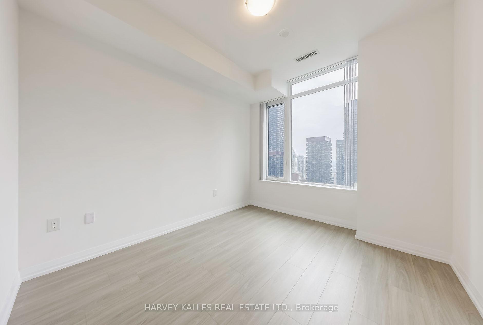 25 Holly Street PH03, Toronto Unit: PH03