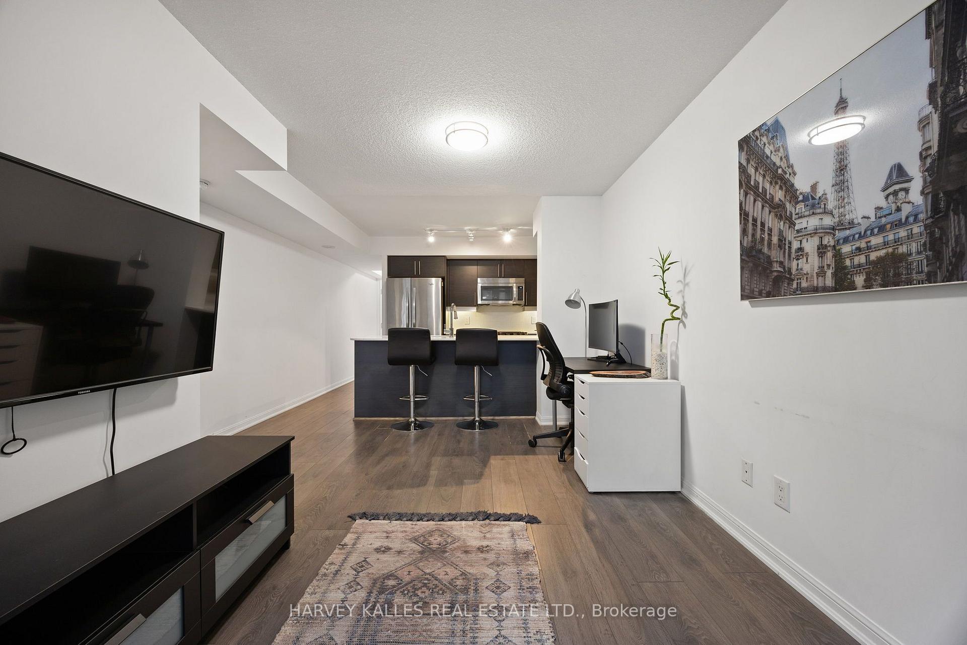 38 Grand Magazine Street 628, Toronto Unit: 628