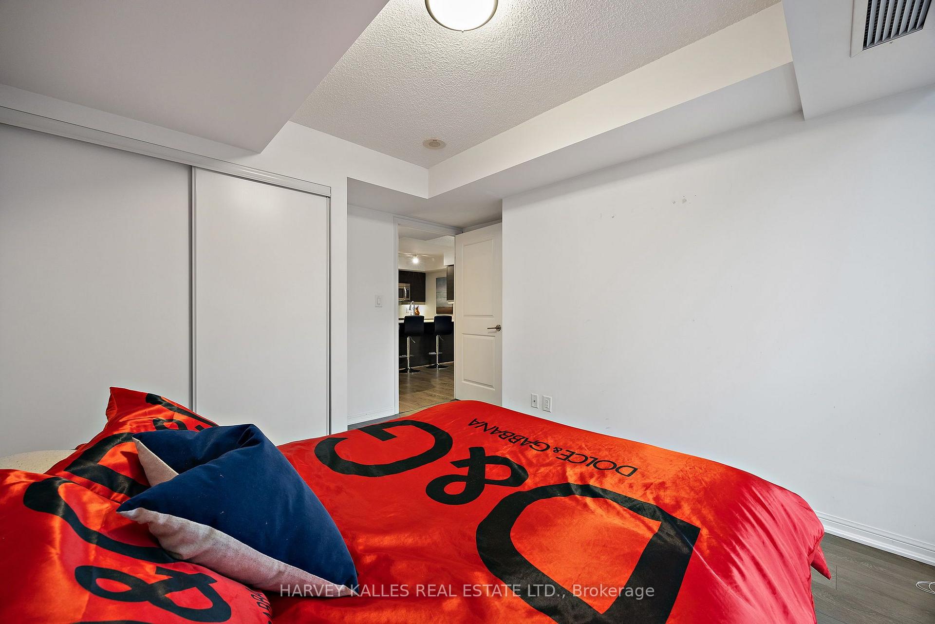 38 Grand Magazine Street 628, Toronto Unit: 628