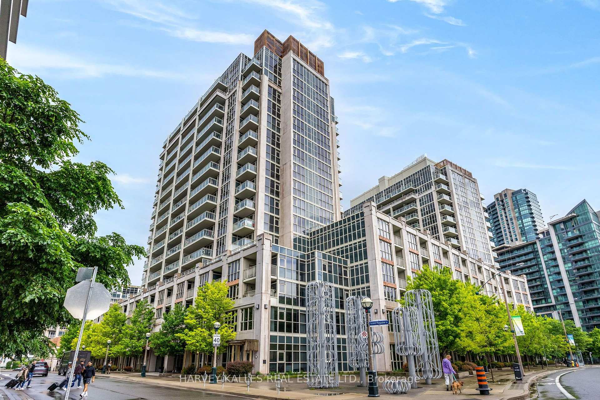 38 Grand Magazine Street 628, Toronto Unit: 628