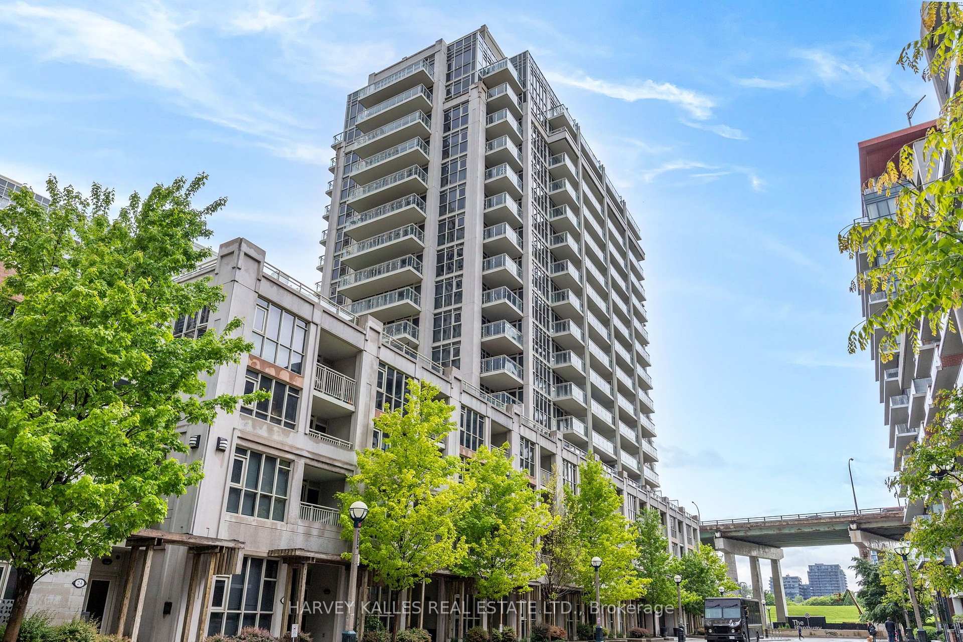 38 Grand Magazine Street 628, Toronto Unit: 628