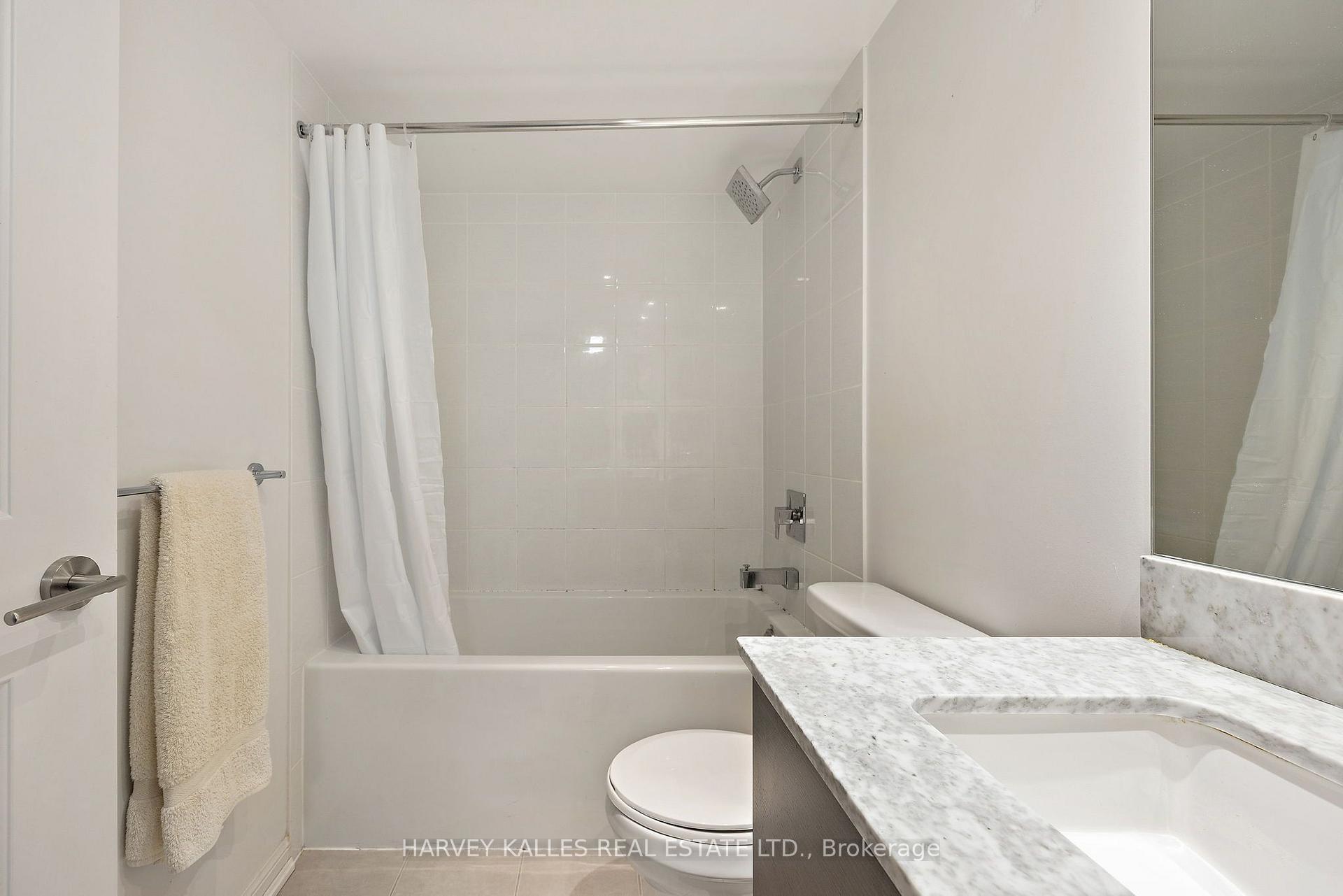 38 Grand Magazine Street 628, Toronto Unit: 628