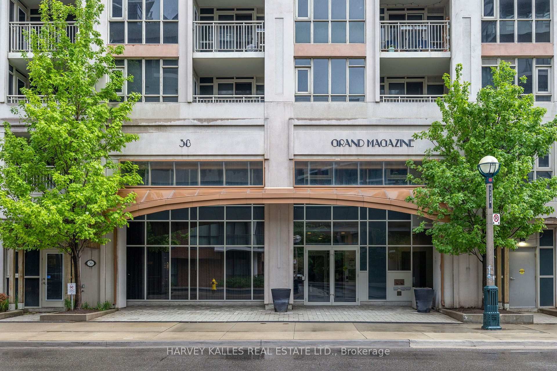 38 Grand Magazine Street 628, Toronto Unit: 628