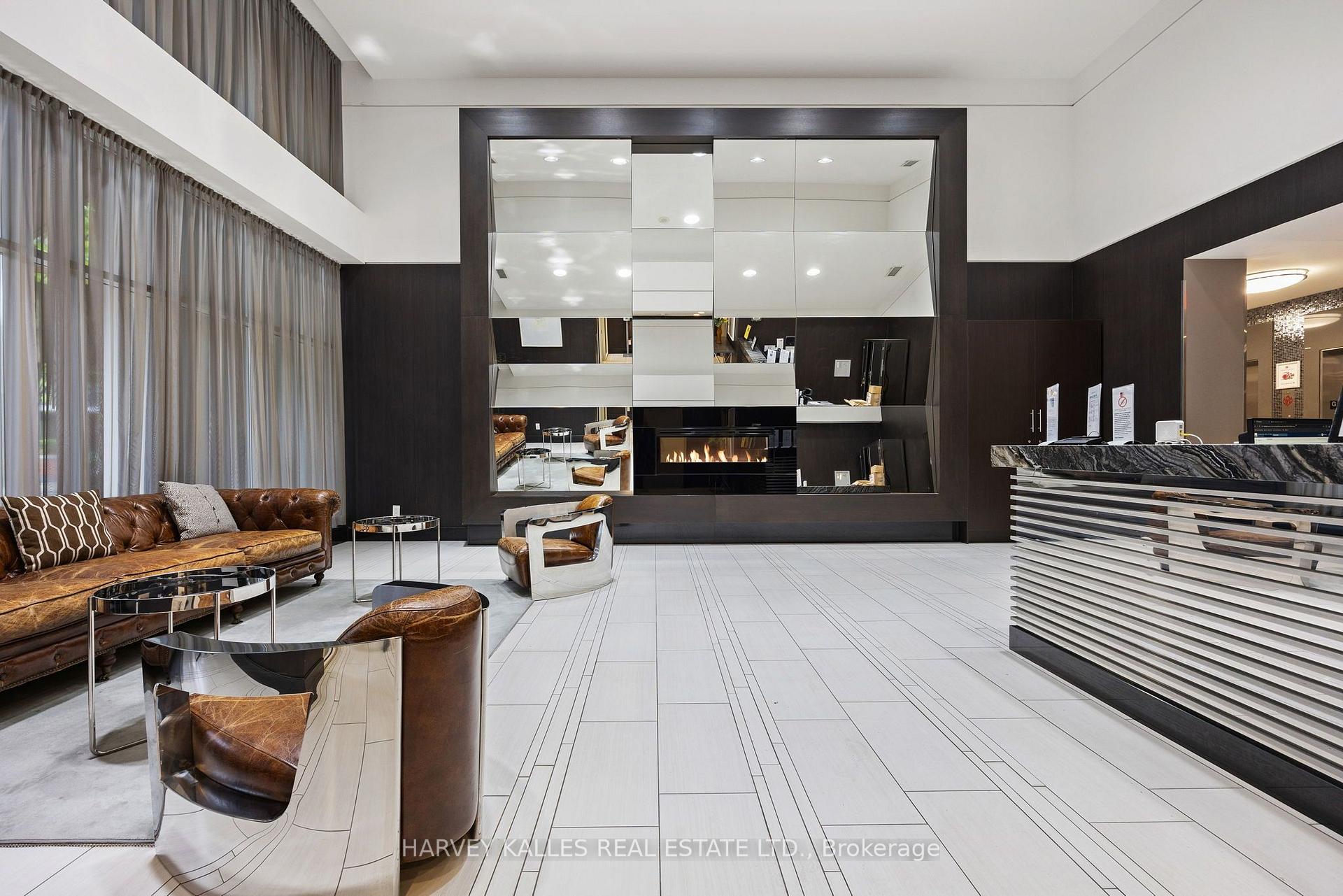 38 Grand Magazine Street 628, Toronto Unit: 628
