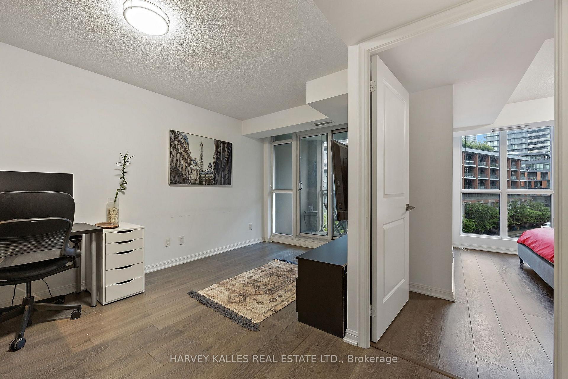 38 Grand Magazine Street 628, Toronto Unit: 628
