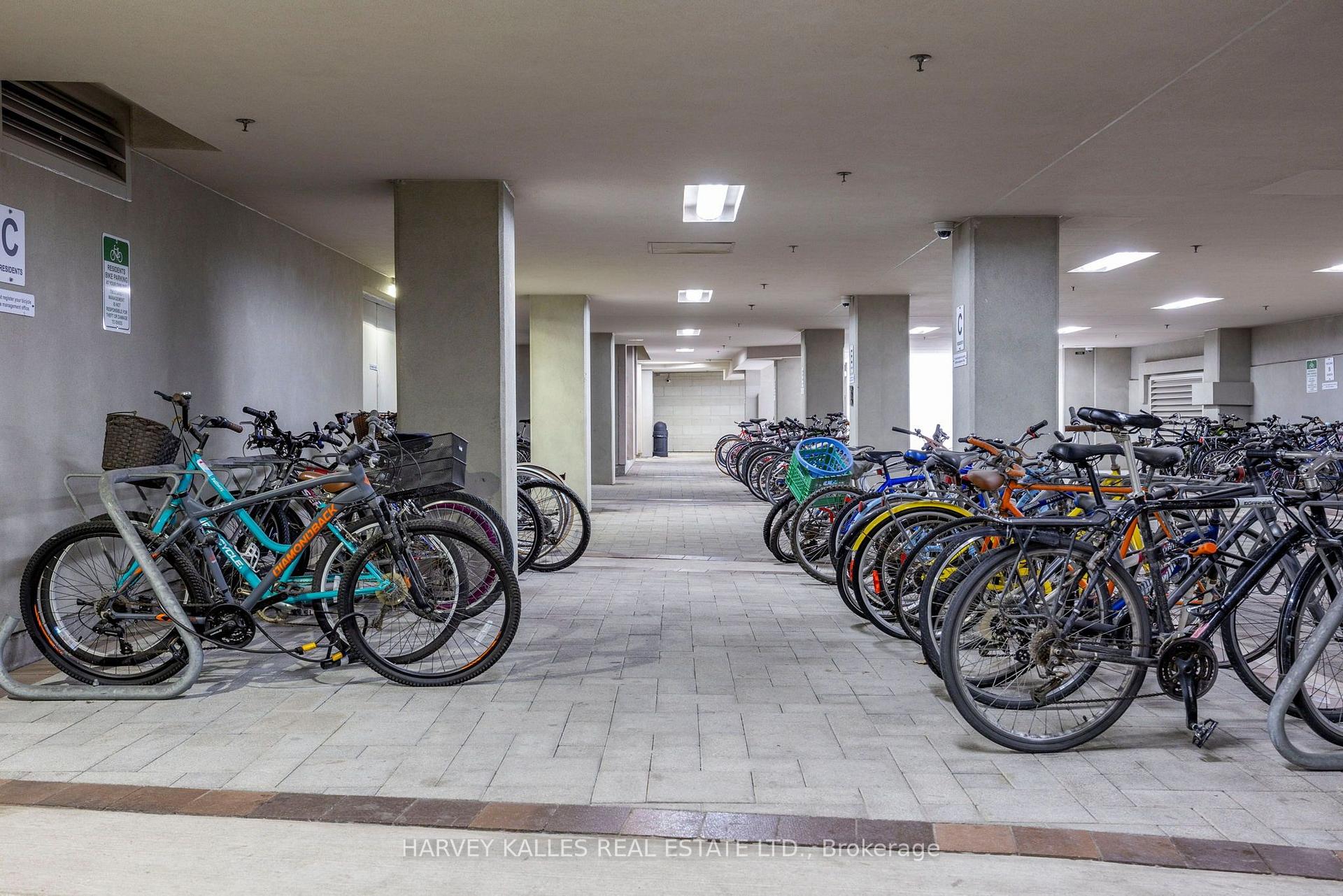 38 Grand Magazine Street 628, Toronto Unit: 628