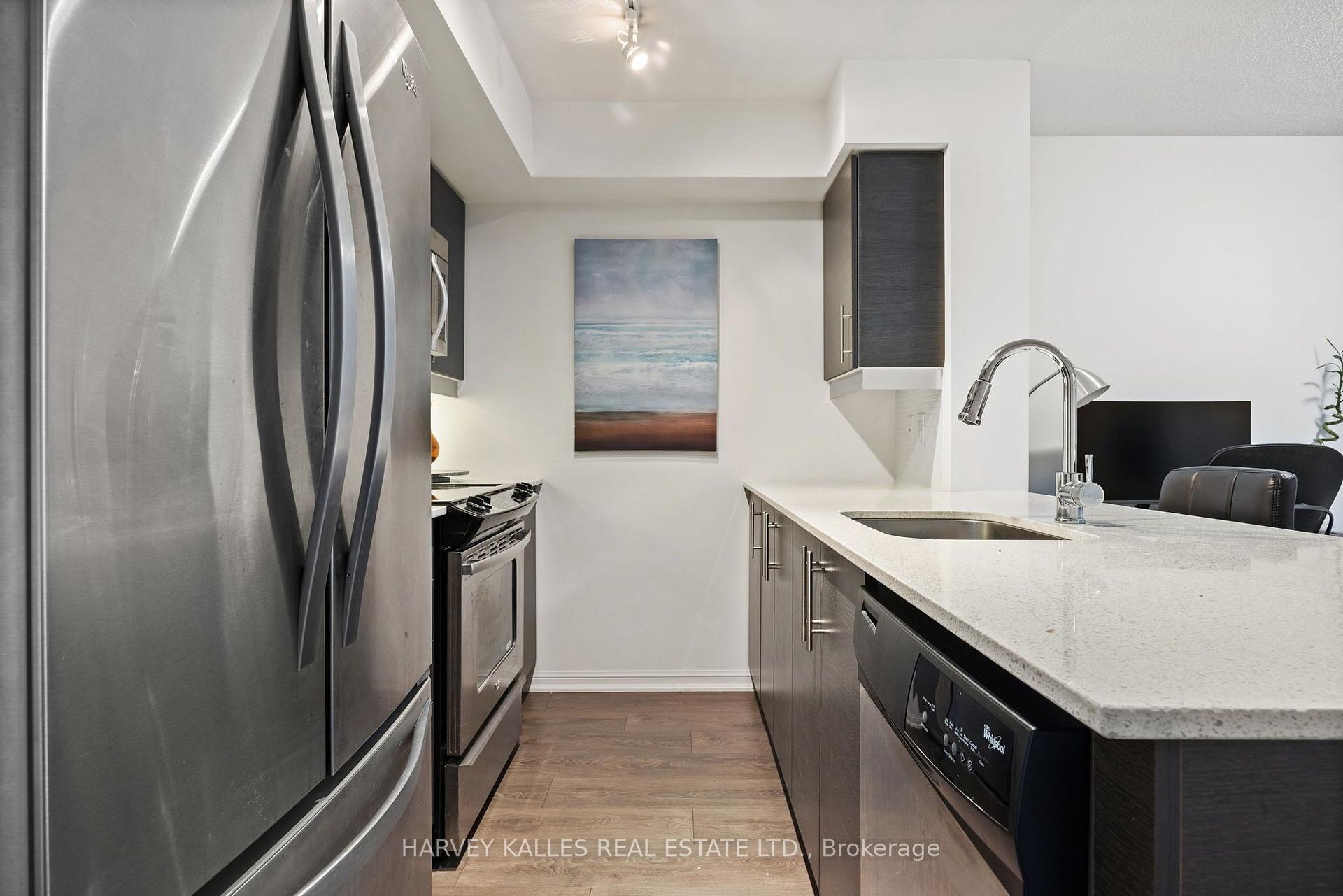 38 Grand Magazine Street 628, Toronto Unit: 628