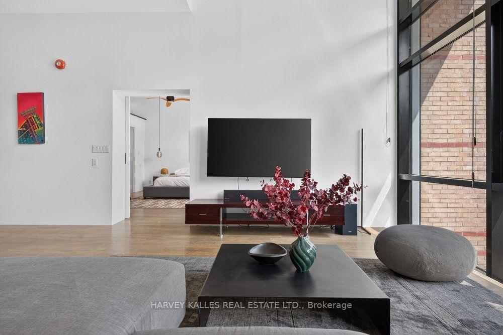 86 Gerrard Street E 1E, Toronto Unit: 1E