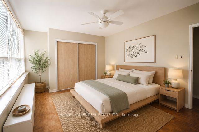 160 The Donway W 411, Toronto Unit: 411