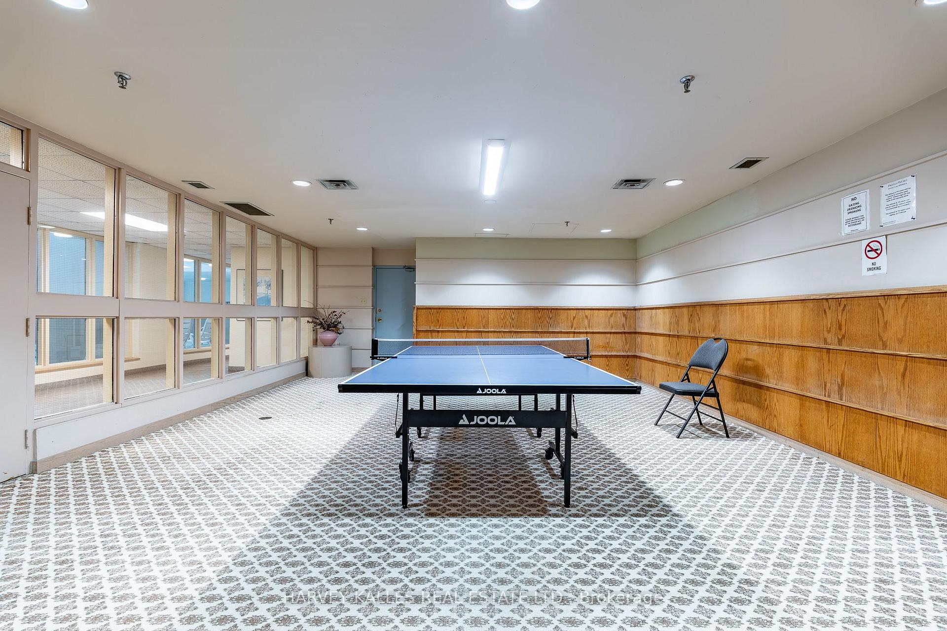 5 Kenneth Avenue 205, Toronto Unit: 205