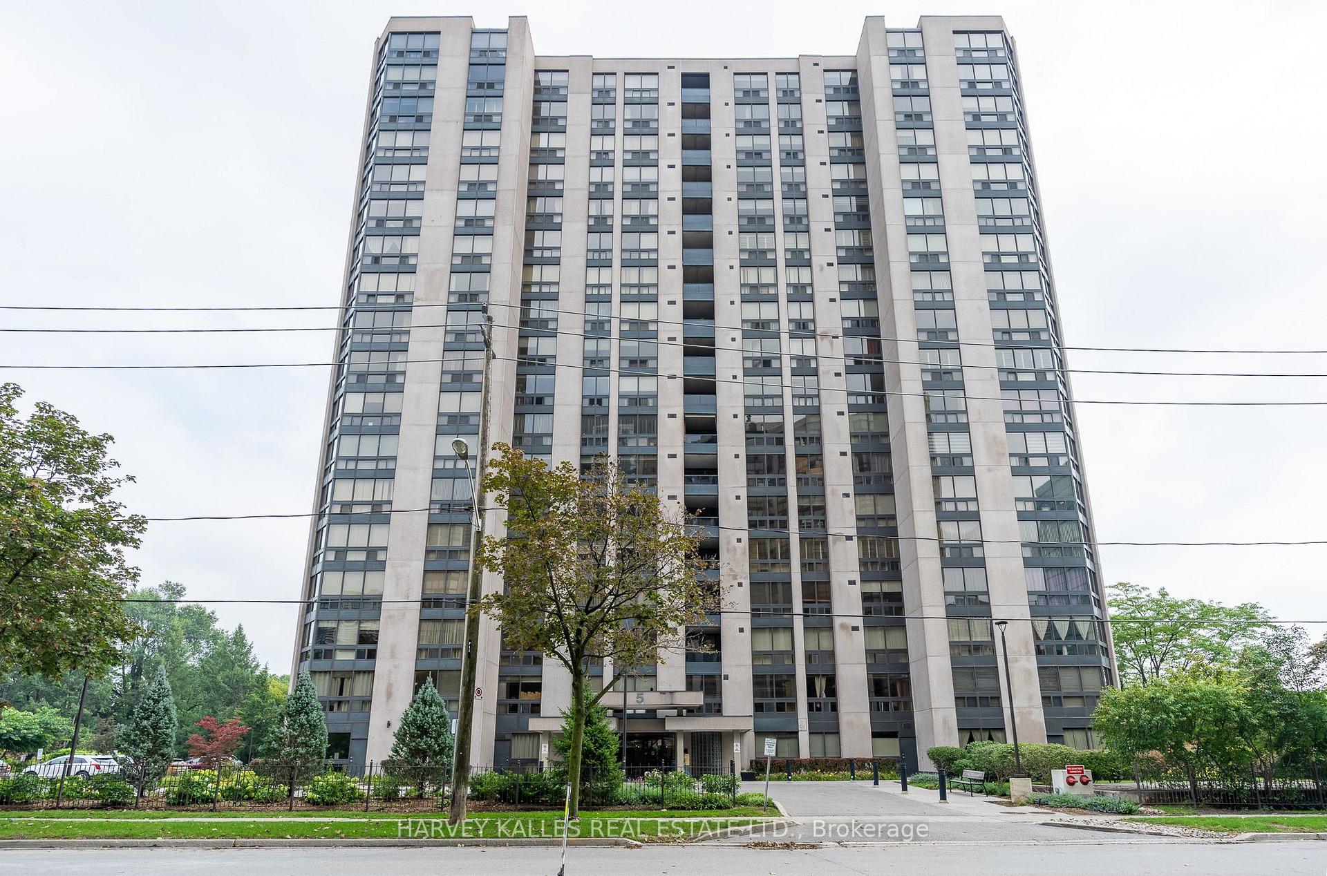 5 Kenneth Avenue 205, Toronto Unit: 205