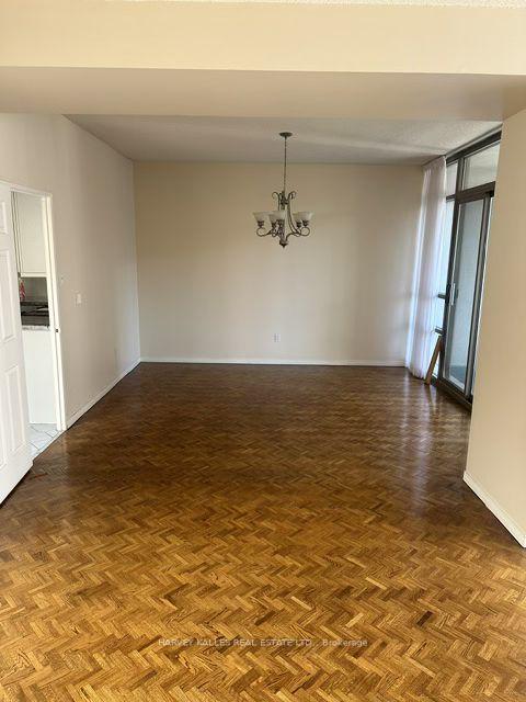 18 Lower Village Gate PH4, Toronto Unit: PH4
