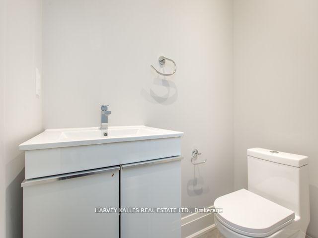 989 Avenue Road Upper, Toronto Unit: Upper