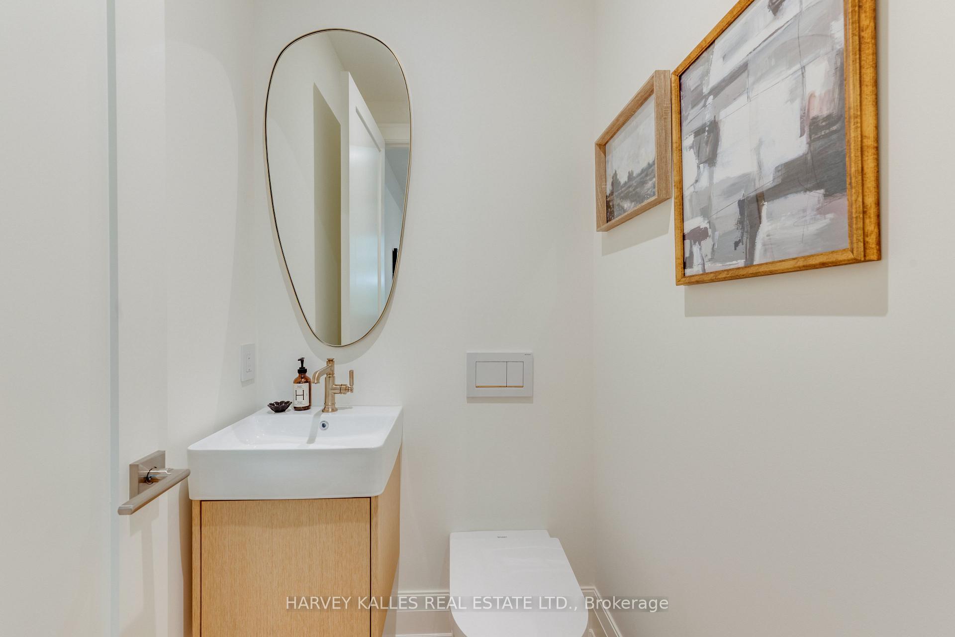 32 Evergreen Gardens, Toronto