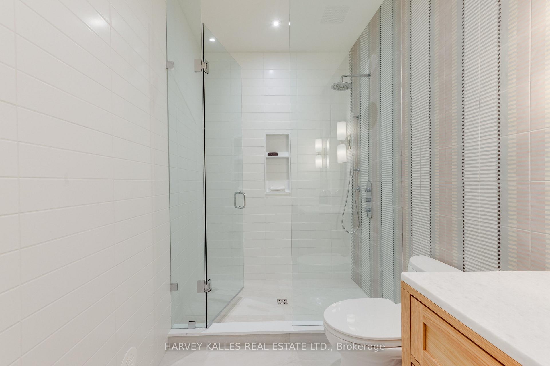 32 Evergreen Gardens, Toronto
