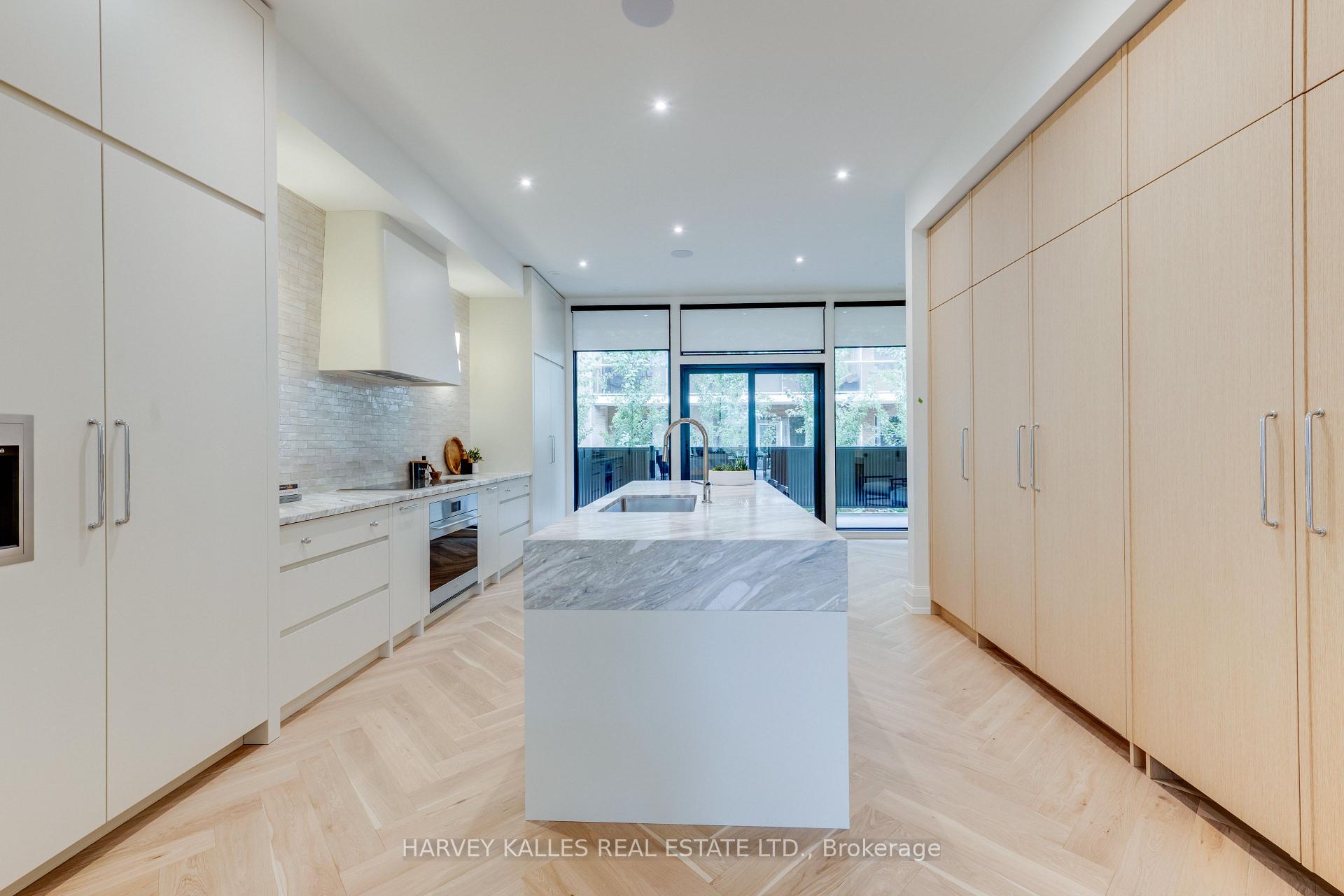 32 Evergreen Gardens, Toronto