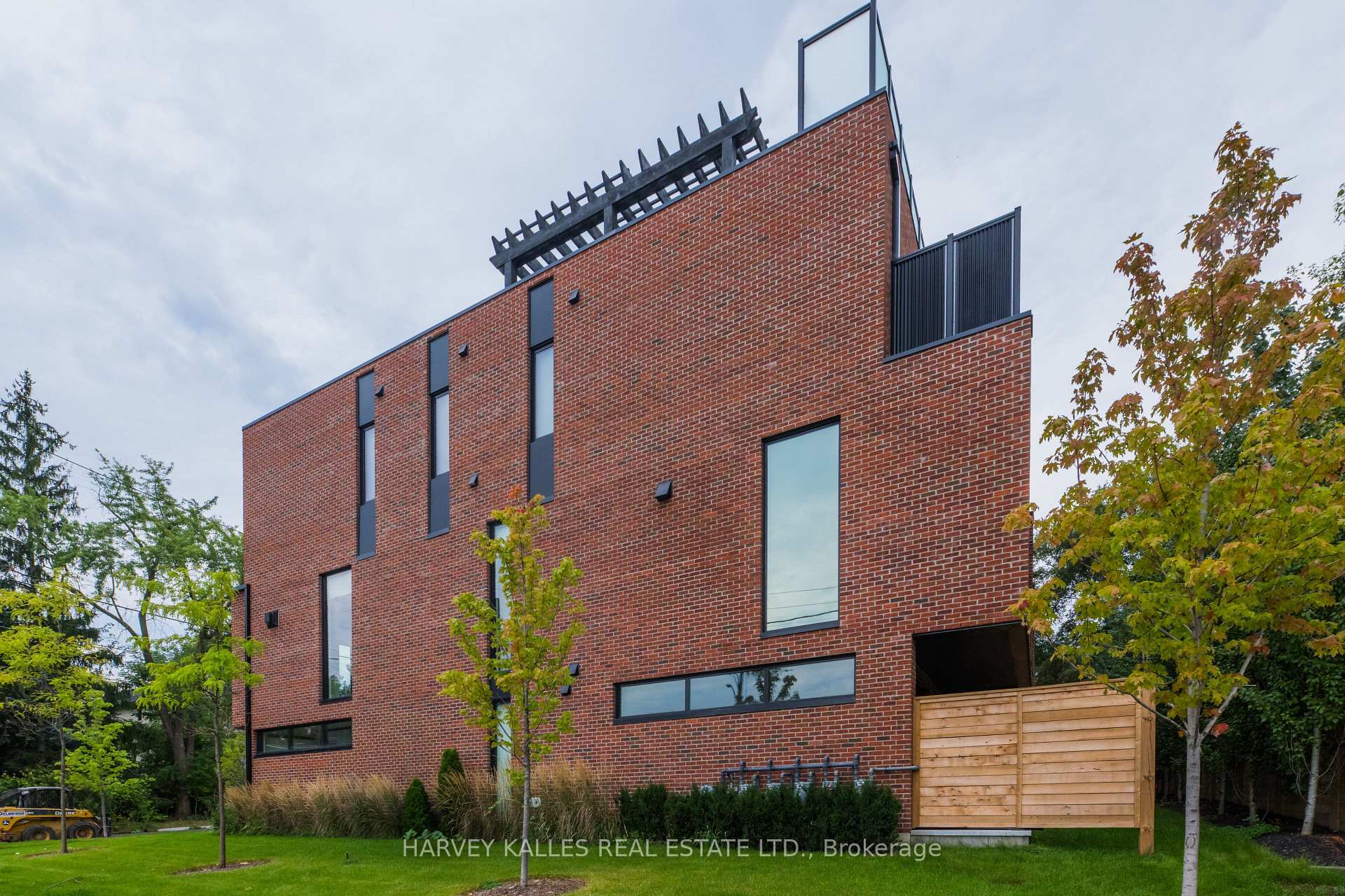 32 Evergreen Gardens, Toronto