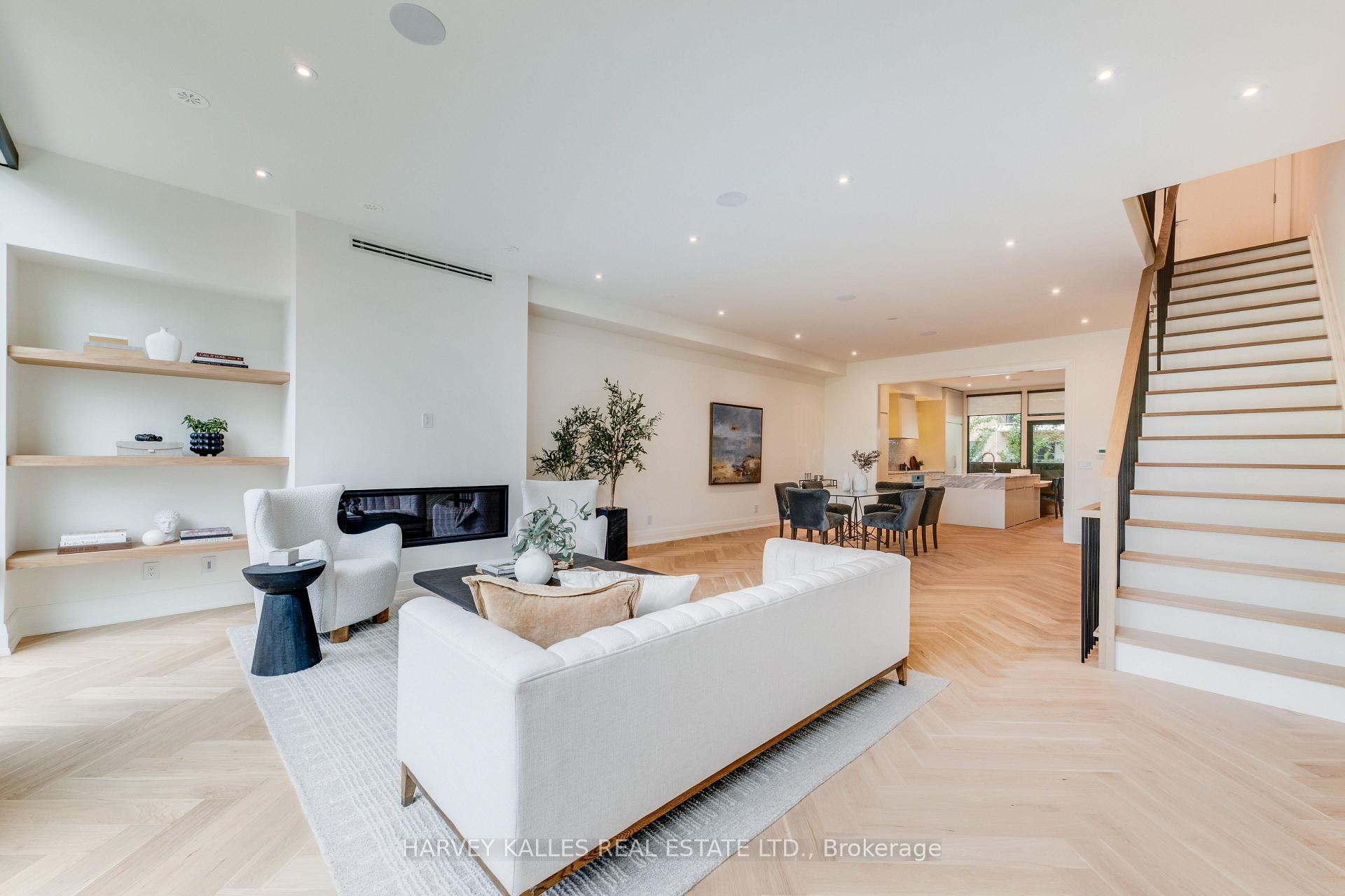 32 Evergreen Gardens, Toronto