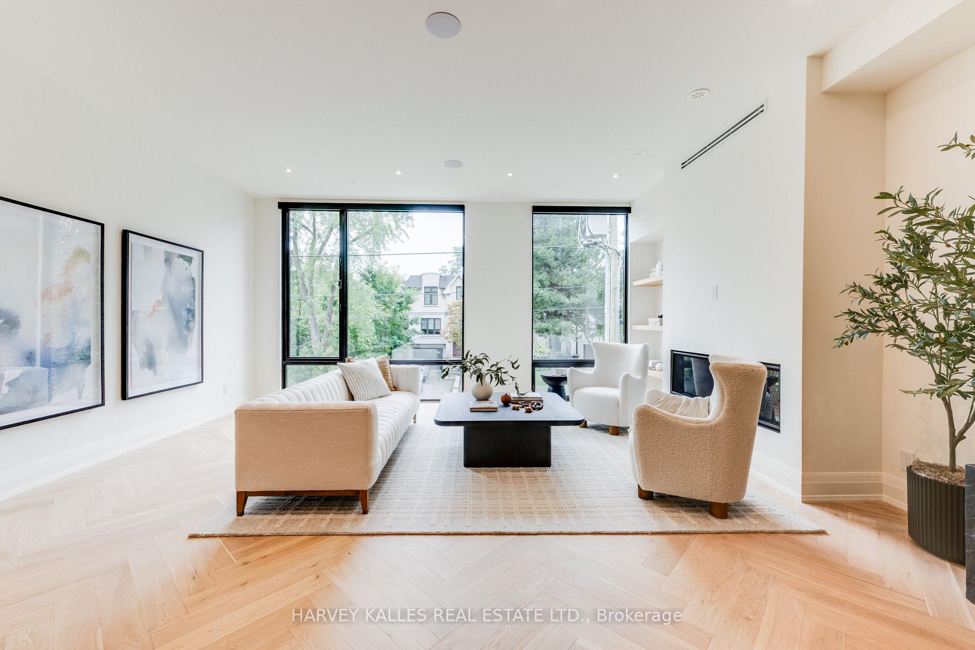 32 Evergreen Gardens, Toronto