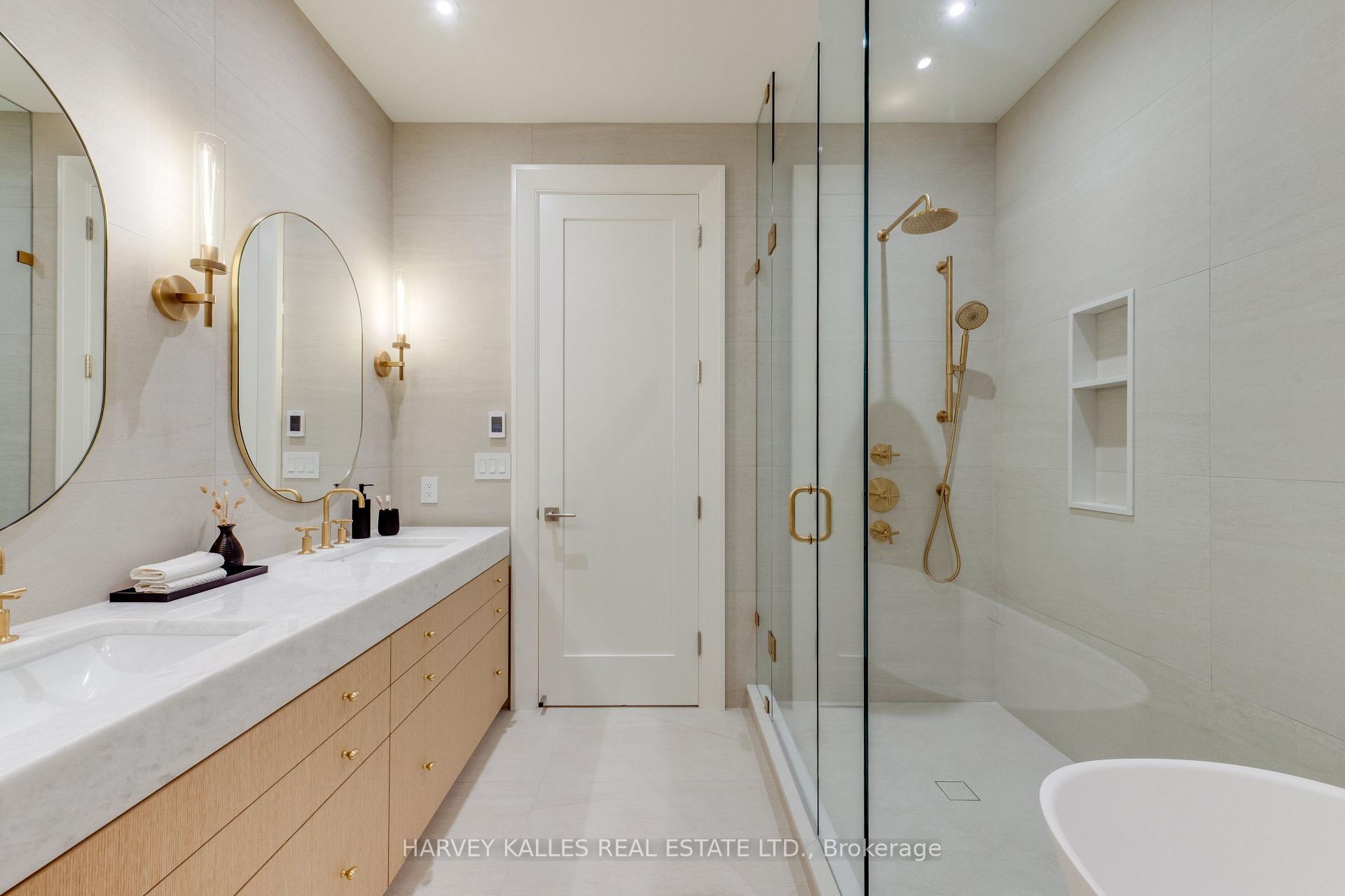 32 Evergreen Gardens, Toronto