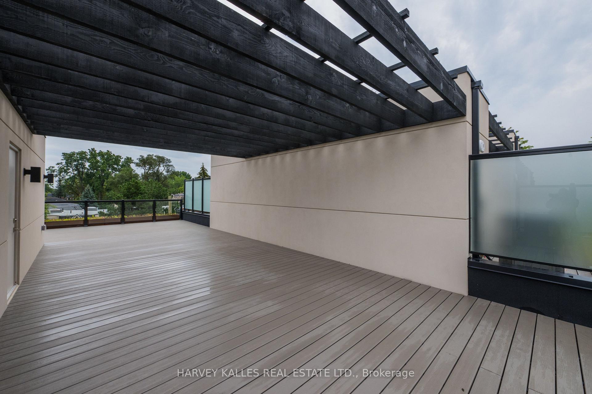 32 Evergreen Gardens, Toronto