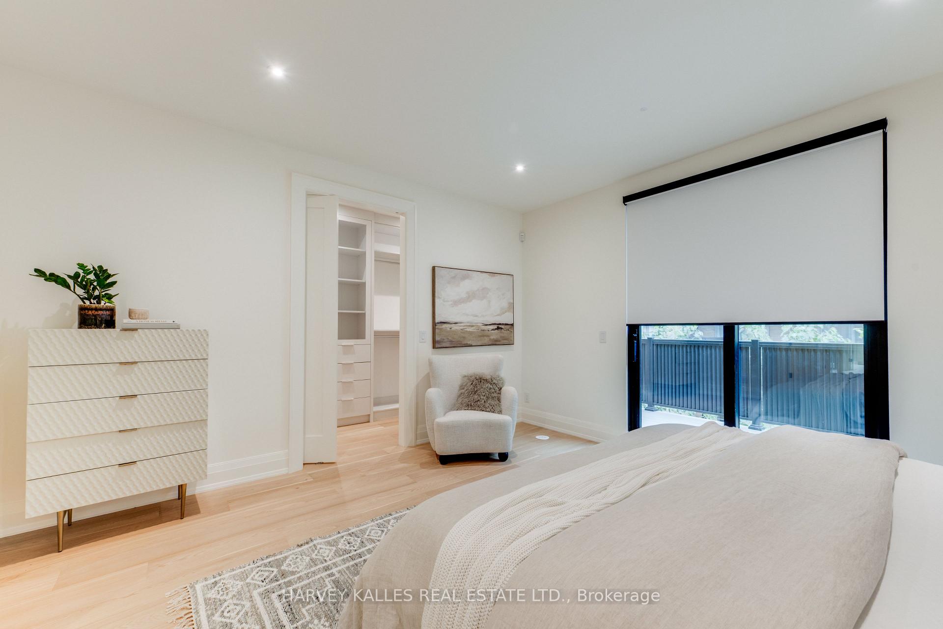 32 Evergreen Gardens, Toronto